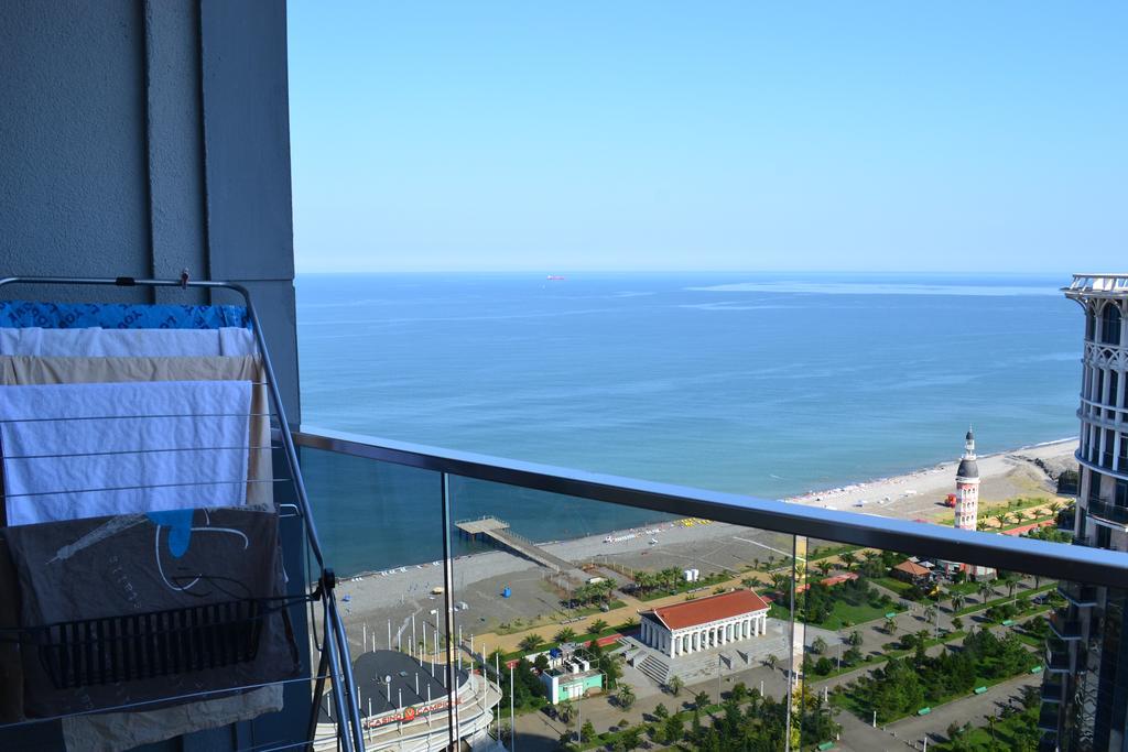 Orbi Towers Rooms Batumi Exterior photo