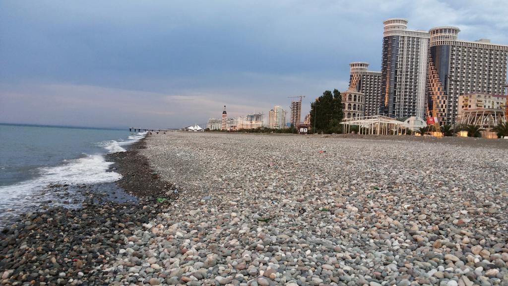 Orbi Towers Rooms Batumi Exterior photo